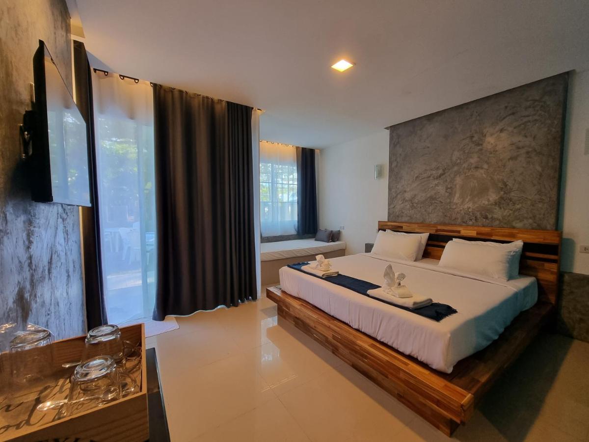 Tt Naiyang Beach Phuket Nai Yang Luaran gambar