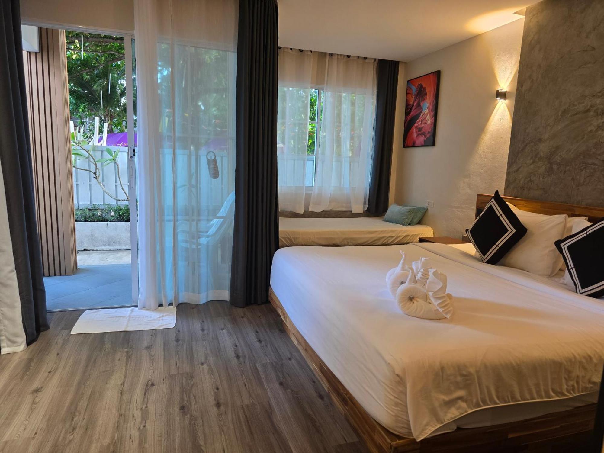 Tt Naiyang Beach Phuket Nai Yang Luaran gambar