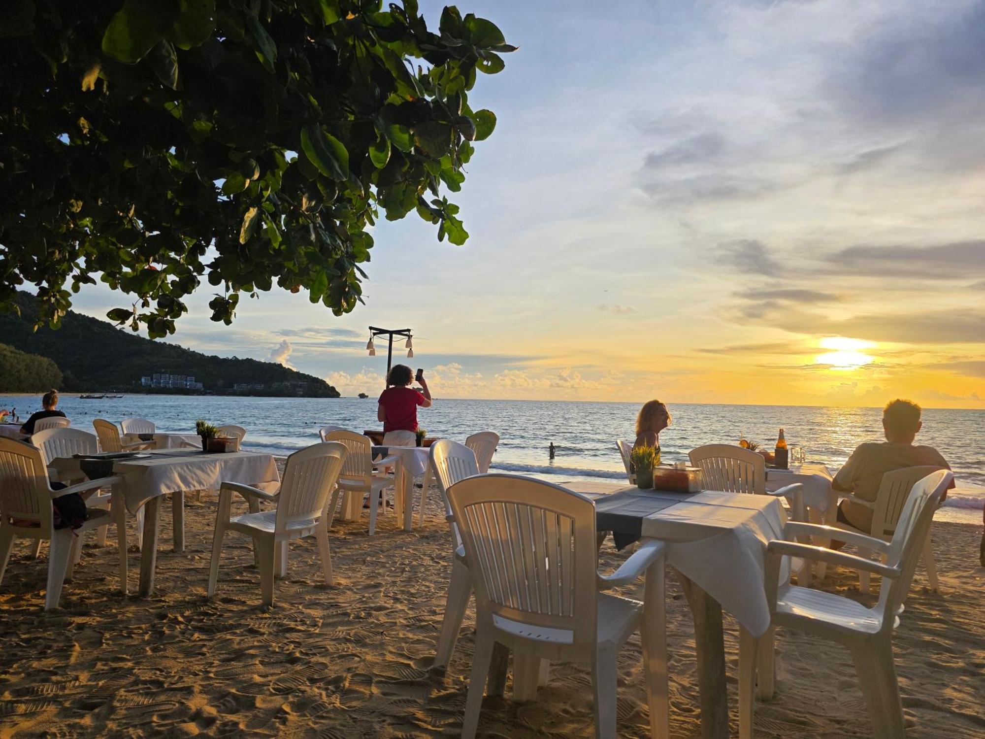 Tt Naiyang Beach Phuket Nai Yang Luaran gambar